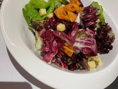 蔬菜沙拉配百香果酱-鼎Club餐厅