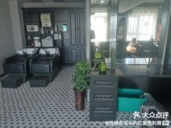 -枫叶小镇奥特莱斯