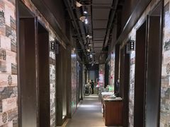 -琥珀老六龙虾(四里河店)