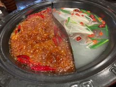 红辣鸳鸯锅底-宽板凳老灶火锅(南礼士路店)
