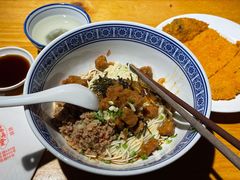 辣肉面-沪西老弄堂面馆(定西路店)