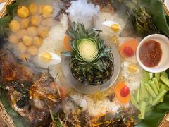 手抓饭-傣家寨花园主题餐厅