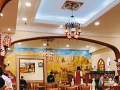 大堂-清真·玛丽亚新疆菜主题餐厅(浙江中路店)