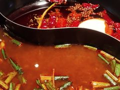 -牛市坎火锅(建设路店)