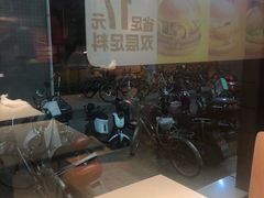-麦当劳(江湾镇店)