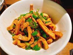 -费大厨辣椒炒肉(万家丽一店)