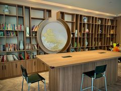 -忆江南酒店(交通大学咸宁路地铁站店)