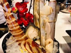 -鲜入围煮花胶鸡海鲜火锅