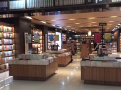 -新华书店(沙坪坝书城店)