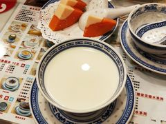 -广信牛奶甜品世家(台东店)