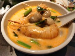 冬阴功-大头虾越式风味餐厅(光明广场店)