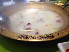 -颜氏双江清水鱼一养身火锅(磁器口店)