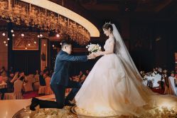 -喜喜婚纱HAPPINESS STUDIO奢定馆(海淀体验馆)