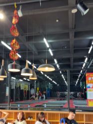 -零重力蹦床空间·滑梯·海洋球·团建(奥特莱斯店)