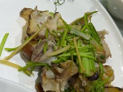 -品味居·首店·大连鲜活海鲜大连菜(东港店)