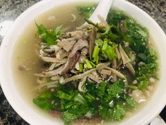 羊杂汤-清真喜兰老丁羊汤特色小吃