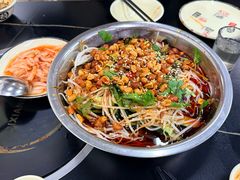 -周良天山牛杂城(天山路总店)