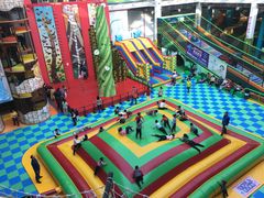 -蒙特利亲子乐园