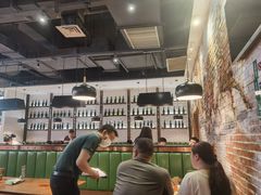 -亚马逊环球美食百汇(新城吾悦广场店)