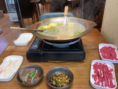 -天成·潮州牛肉脆肉鱼生蚝自助火锅