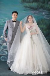 -雪中彩影婚纱摄影·微光艺术中心