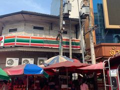 -瓦洛洛传统市场
