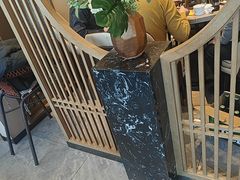 -六泰居·尔滨地标·东北菜(泰山路店)