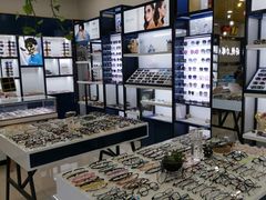 -三叶眼镜城·好视力眼镜店
