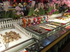 -釜御山海鲜烤肉火锅自助(新城市中心店)