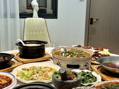 -洪平血旺椒麻鸡雅鱼饭店(熊猫大道店)