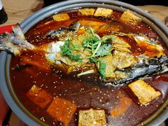 -三顾烤庐·烤鱼·烧烤·龙虾(奉贤店)