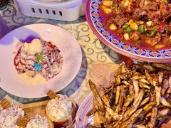 -巴特餐饮6加1音乐餐吧·新疆菜