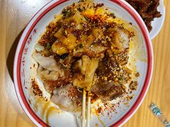 -八二小区抄手(龙湖上城天街店)