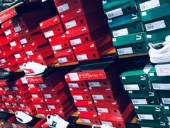 -PUMA品牌自营折扣店(苏州比斯特购物村店)