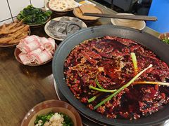 -黄潇洒老火锅(九眼桥宏济巷店)