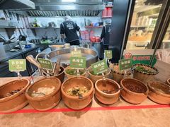 -云阿蛮云南生烫牛肉米线(奉贤路店)