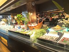 -钱小奴海鲜自助黑金店(杭州滨江龙湖店)