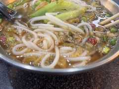 -丫丫桂林米粉(学府店)