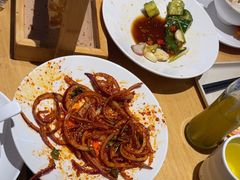 -关东小磨东北菜(上海长风大悦城店)