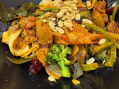 -醉人椒麻辣香锅(王府井喜悦店)