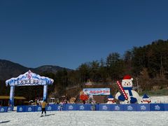 -大别山南武当滑雪场