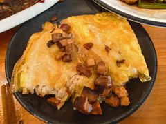 三鲜豆皮-莲餐厅·湖北菜·潜江小龙虾店(愚园路店)