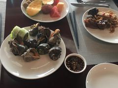 -荣誉国际酒店-云顶旋转餐厅