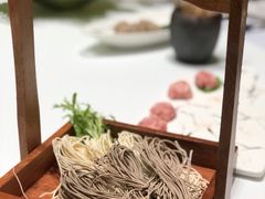 -红鼎豆捞·非遗鲍皇汤火锅(宝丰路店)