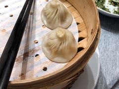 蟹粉小笼包-绿波廊(豫园店)