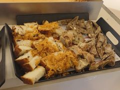 -HOT CRUSH趁热集合·现烤面包(环球港店)