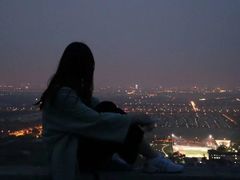-鬼笑石后山停车场