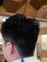 -MARTIN'S BARBER SHOP男士理发馆