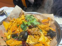-红渡小香·牛肉麻辣香锅(车站南路店)