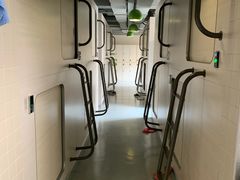 -栖游青年旅舍(华强北地铁站店)
